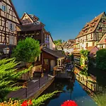 Apartament Bright Duplex With Balcony & Parking, 6 Guests, 5 Min From Colmar