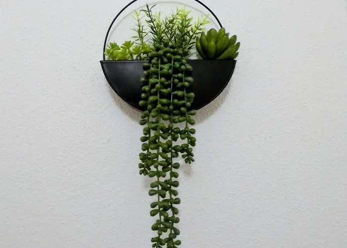 Le Balcon Suspendu Apartment *